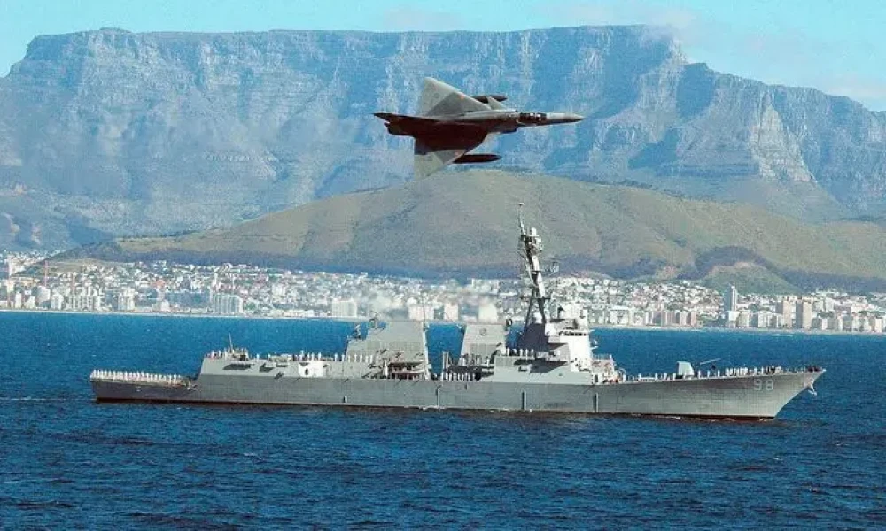 Αμερικανικό αντιτορπιλικό στο λιμάνι της Πολωνίας για πρώτη φορά στην ιστορία